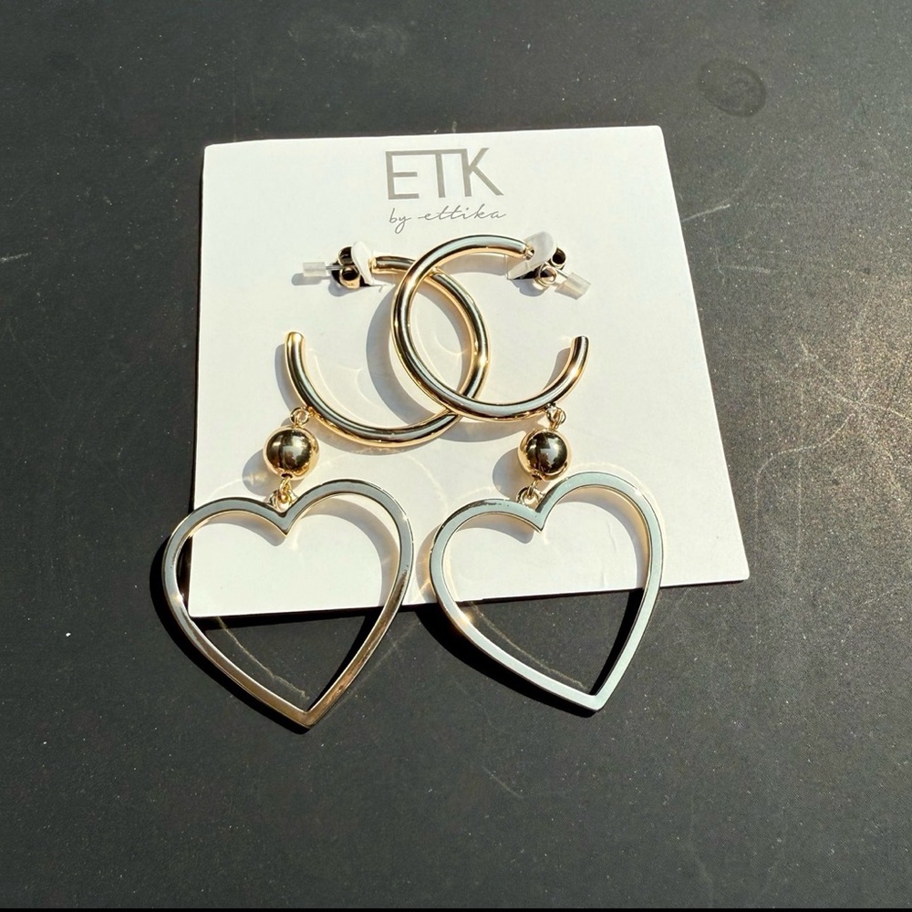Ettika Heart and Loop Gold Earrings Romantic Feminine‎ Y2K Coquette Barbiecore